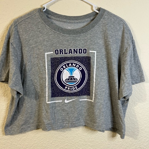 Nike Orlando Pride Gray Sports Florida Cropped Short Sleeve Top medium   Good pr - Picture 1 of 5